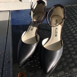 Anne Klein black heels